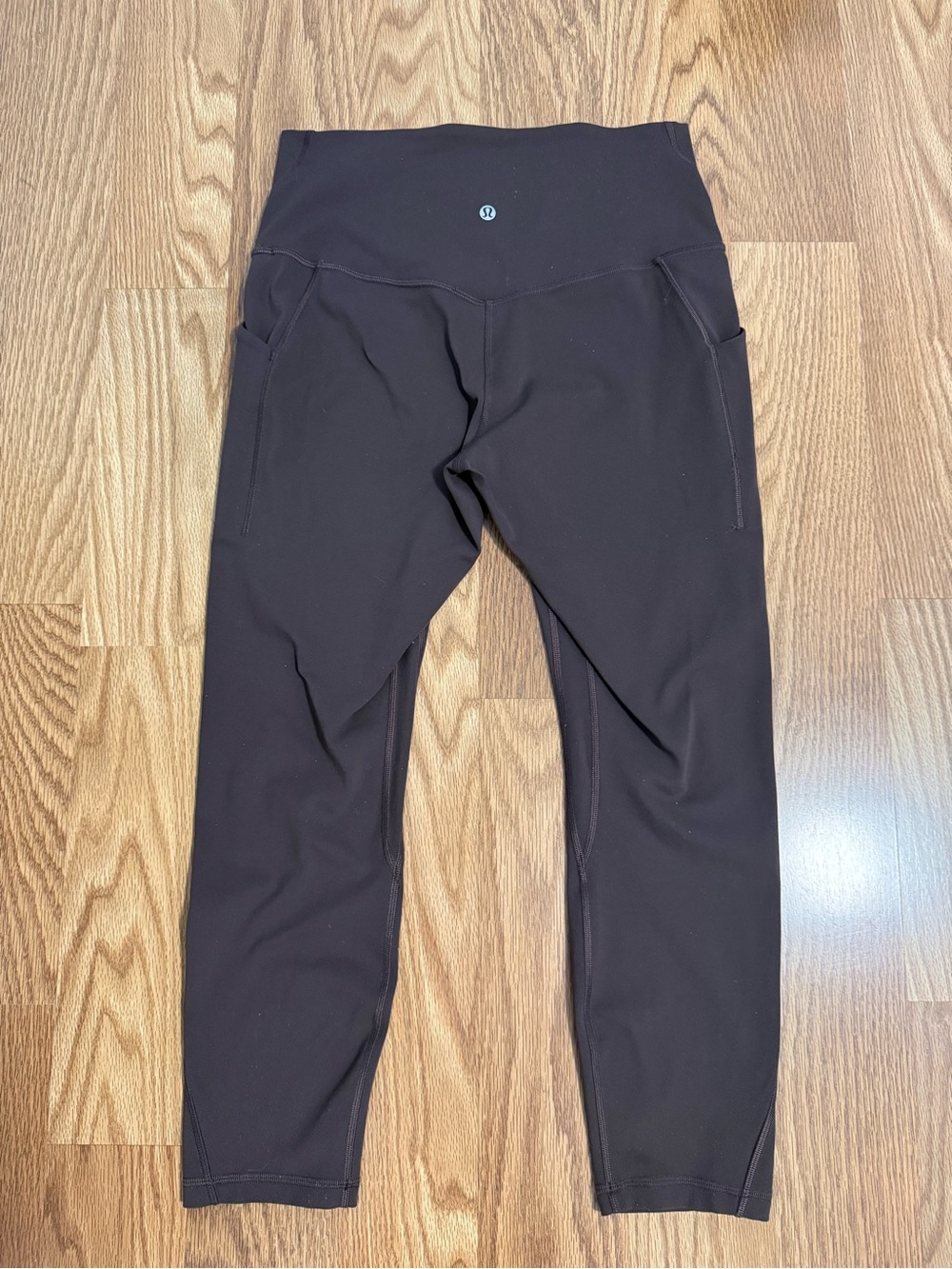 Lululemon Align brown high rise crop 23” with pockets size 10 - Picture 5 of 9